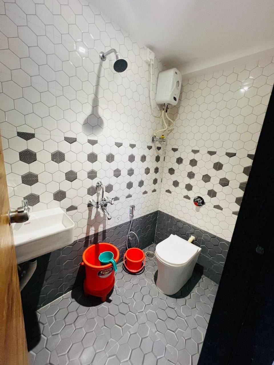 Hotel Pragati Inn アフマドナガル エクステリア 写真