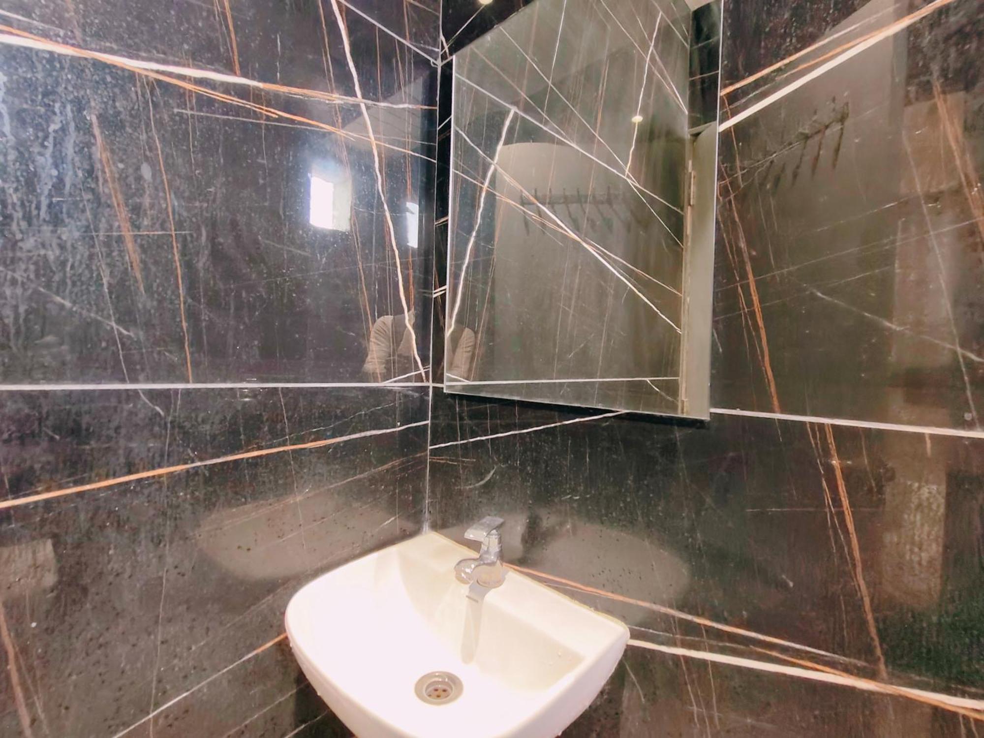 Hotel Pragati Inn アフマドナガル エクステリア 写真